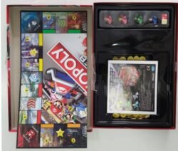 Monopoly Gamer Mario kart Componentes