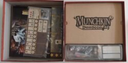 Munchkin Dungeon Componentes