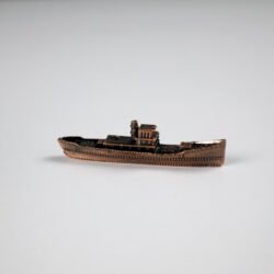 Sleeping Gods: Barco de metal